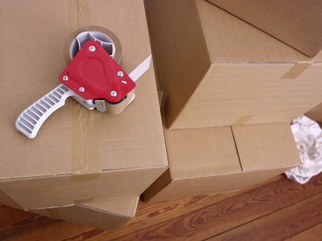 Storage unit usage rules and customer responsibilities under the agreement