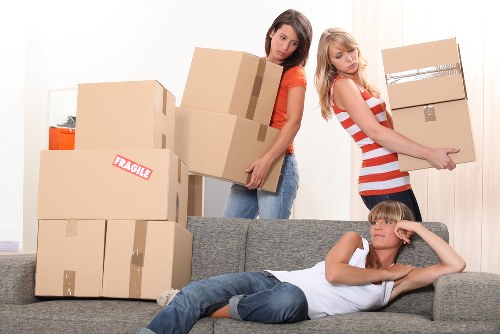 Secure storage space for moving and renovation needs